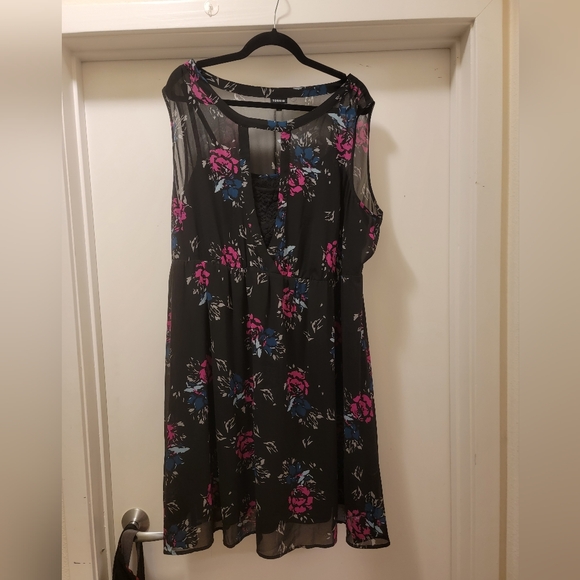 TORRID Black Pink Floral Lace Cutout Overlay Mini Chiffon Georgette Dress - Picture 3 of 10
